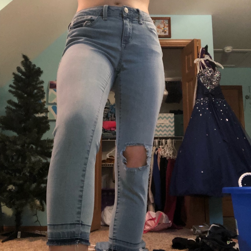 Light washed Capri jeans